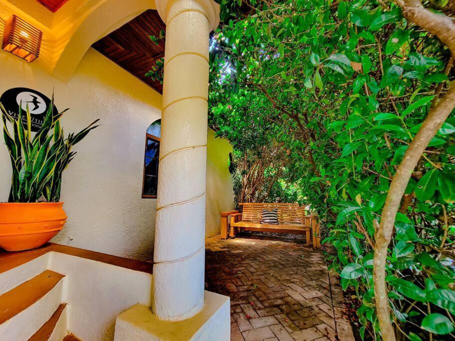 Vive Utila - Villa Esterno foto