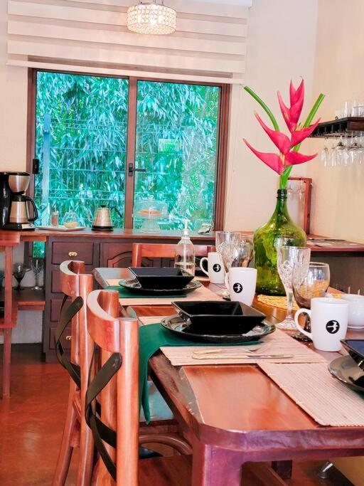Vive Utila - Villa Esterno foto