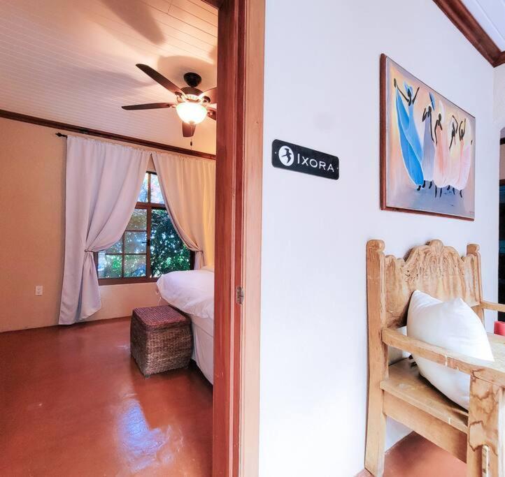 Vive Utila - Villa Esterno foto